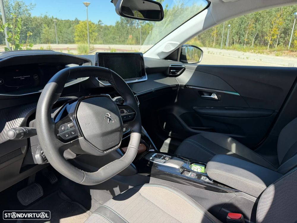 Peugeot 208 1.2 PureTech Allure Pack EAT8 - 10