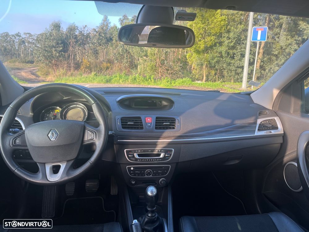 Renault Mégane 1.5 dCi Dynamique - 5