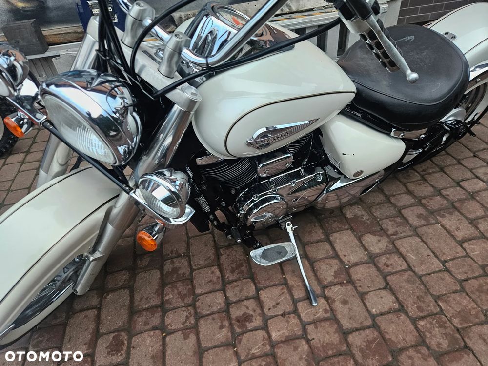 Suzuki VL 800 Volusia - Boulevard C50 - 14