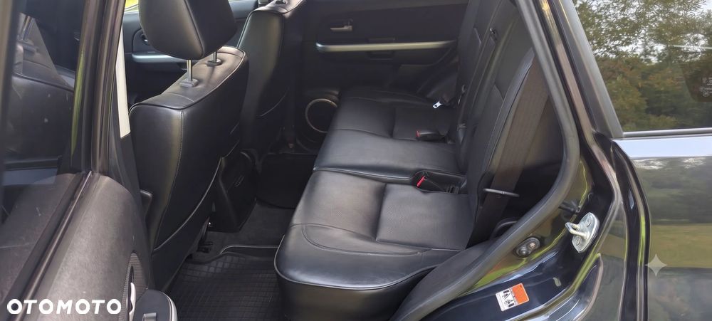 Suzuki Grand Vitara 2.0 - 4