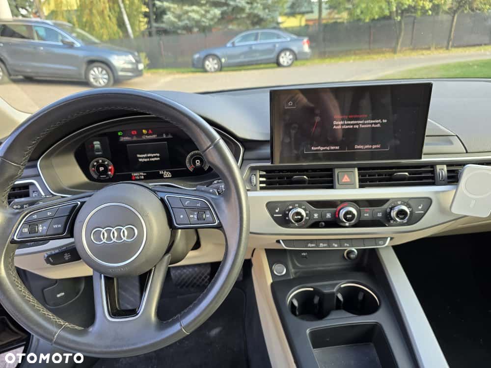 Audi A4 Limousine - 12