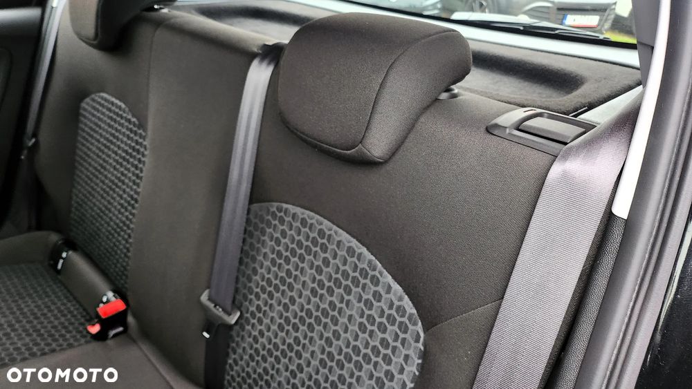 Opel Corsa - 8
