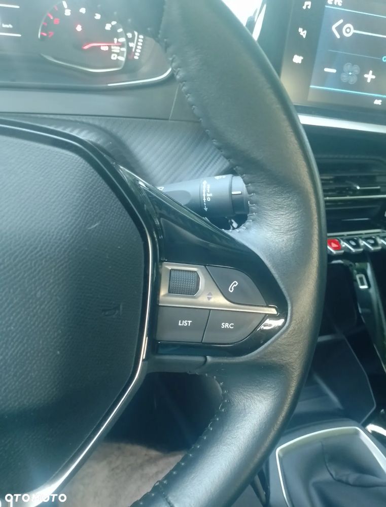 Peugeot 208 PureTech 100 Active Pack - 24
