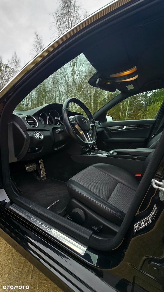 Mercedes-Benz Klasa C 250 CDI DPF 4Matic (BlueEFFICIENCY) 7G-TRONIC Avantgarde - 12