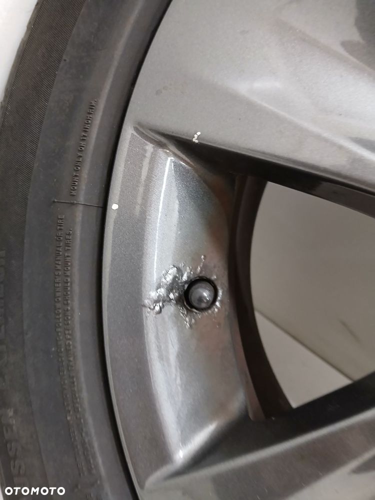FELGI BMW F10 F11 17 CALI OE 6790172 - 3