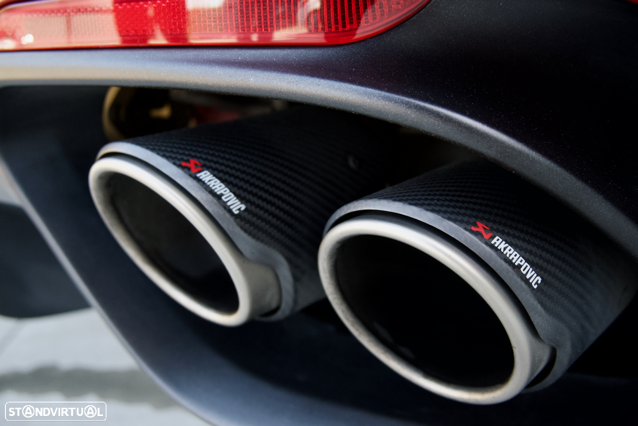 Alfa Romeo Giulia 2.9 Bi-Turbo Quadrifoglio - 15