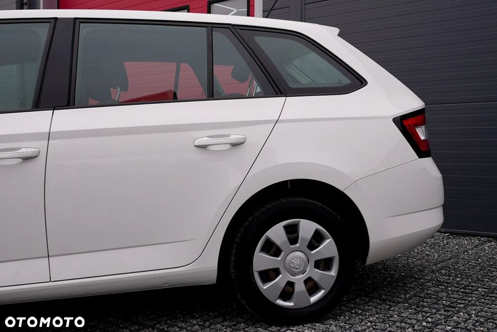 Skoda Fabia - 4
