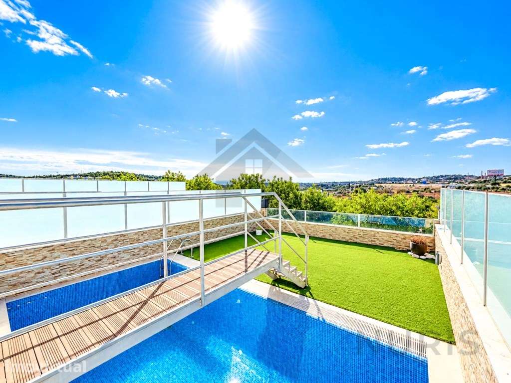 MORADIA T3 COM PISCINA PARA VENDA EM PADERNE, ALBUFEIRA - Grande imagem: 4/39