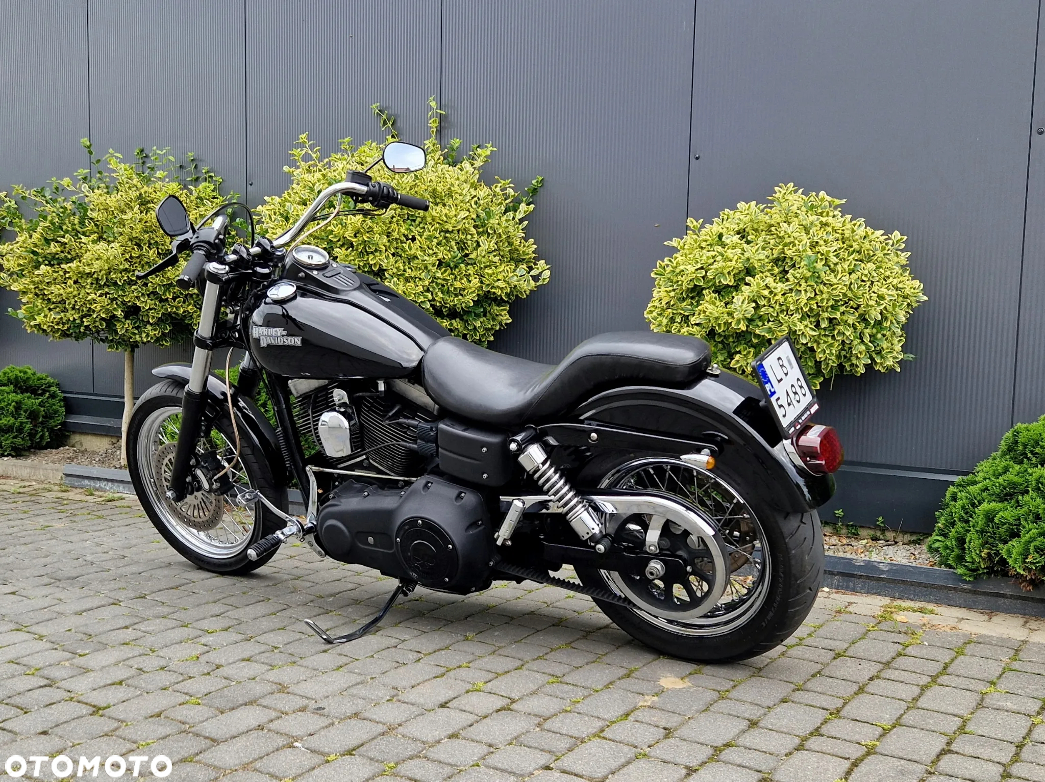 Harley-Davidson Dyna Street Bob - 9