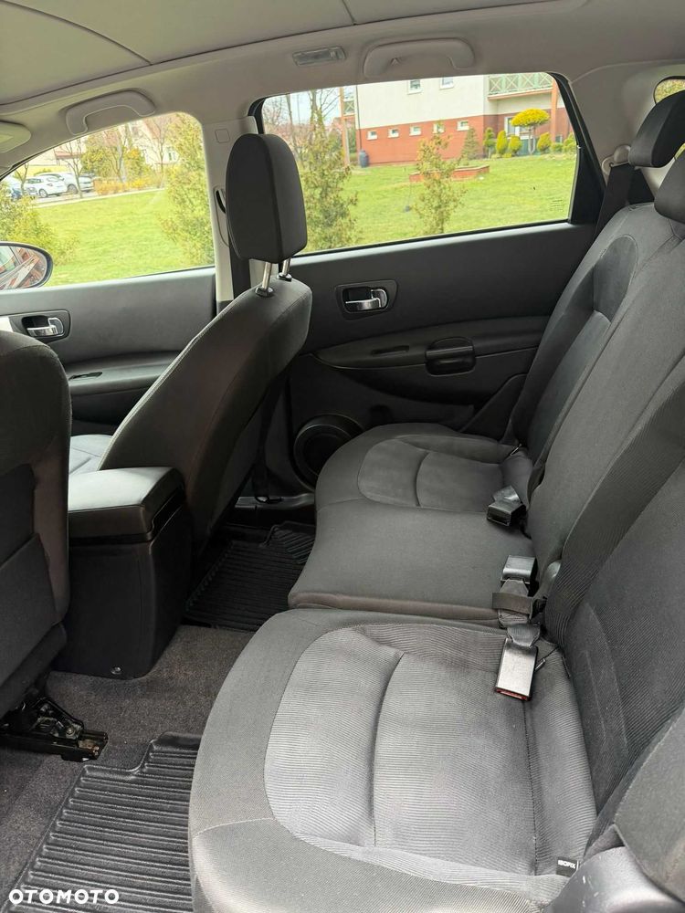 Nissan Qashqai+2 - 6