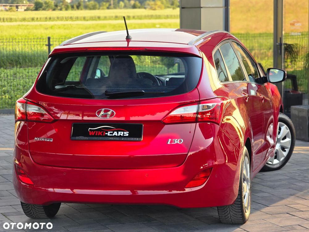 Hyundai i30 blue 1.6 GDI Passion - 20