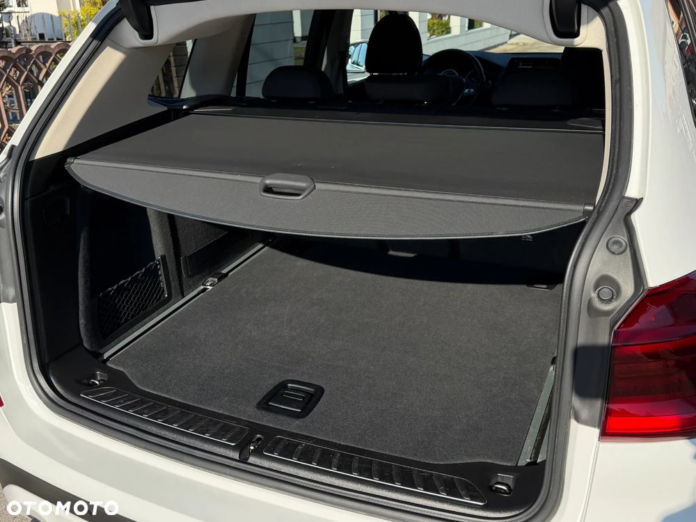 BMW X3 xDrive20d MHEV Advantage - 35