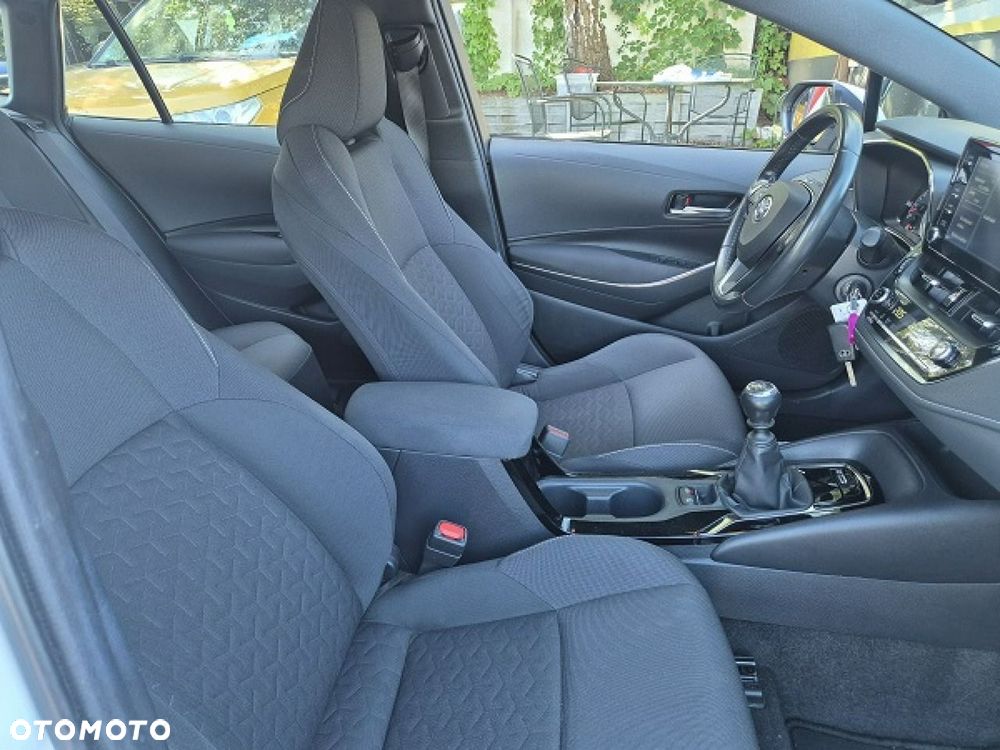 Toyota Corolla - 20