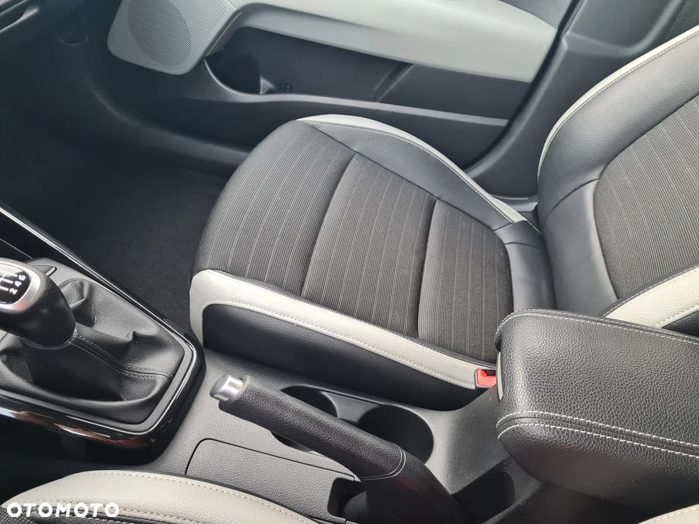 Kia Stonic 1.0 T-GDI 120 Vision - 12