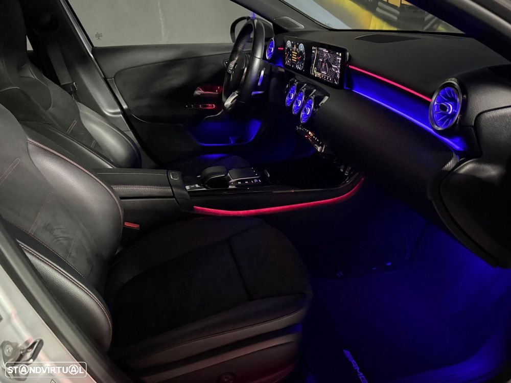 Mercedes-Benz A 180 7G-DCT AMG Line - 23