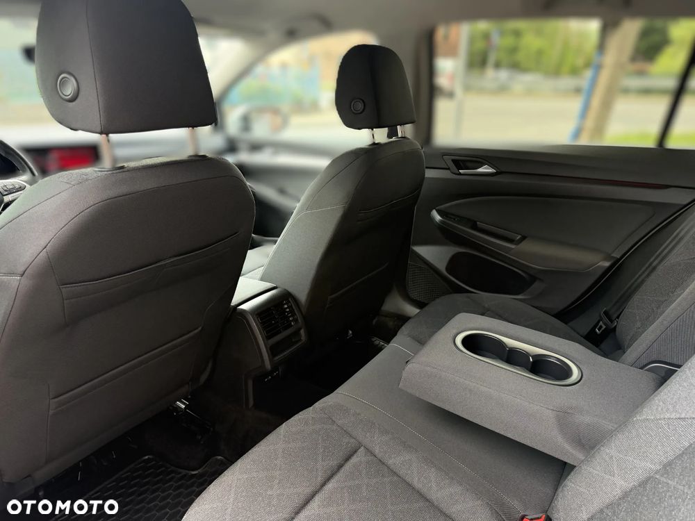 Volkswagen Golf 2.0 TDI Life - 11