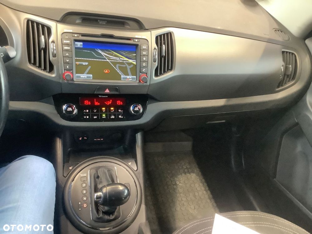 Kia Sportage 2.0 CRDI 4WD Automatik Spirit - 4