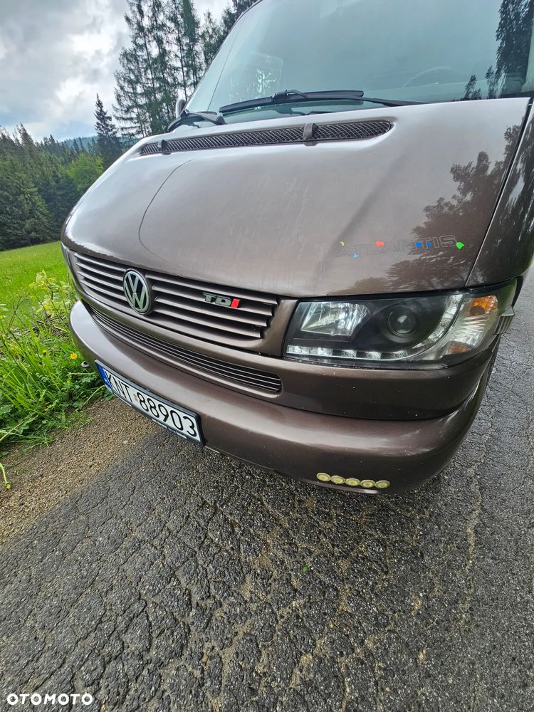 Volkswagen Multivan - 7