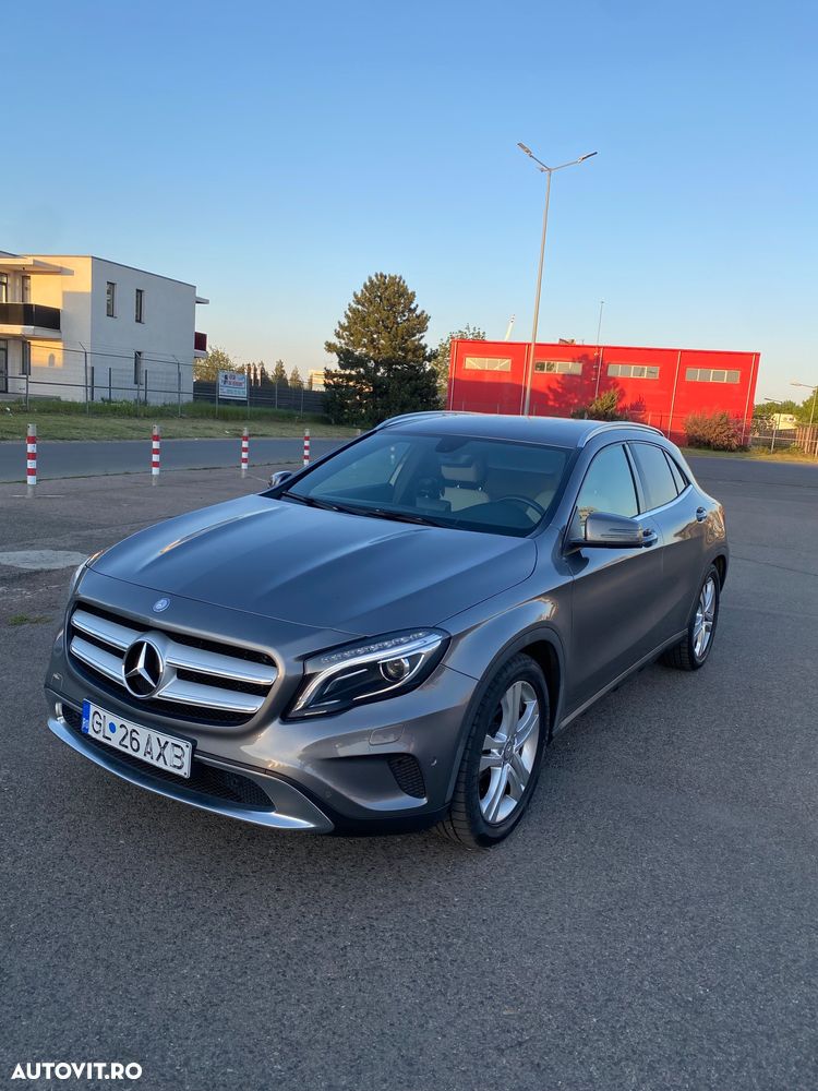 Mercedes-Benz GLA 220 CDI 4MATIC 7G-DCT - 1