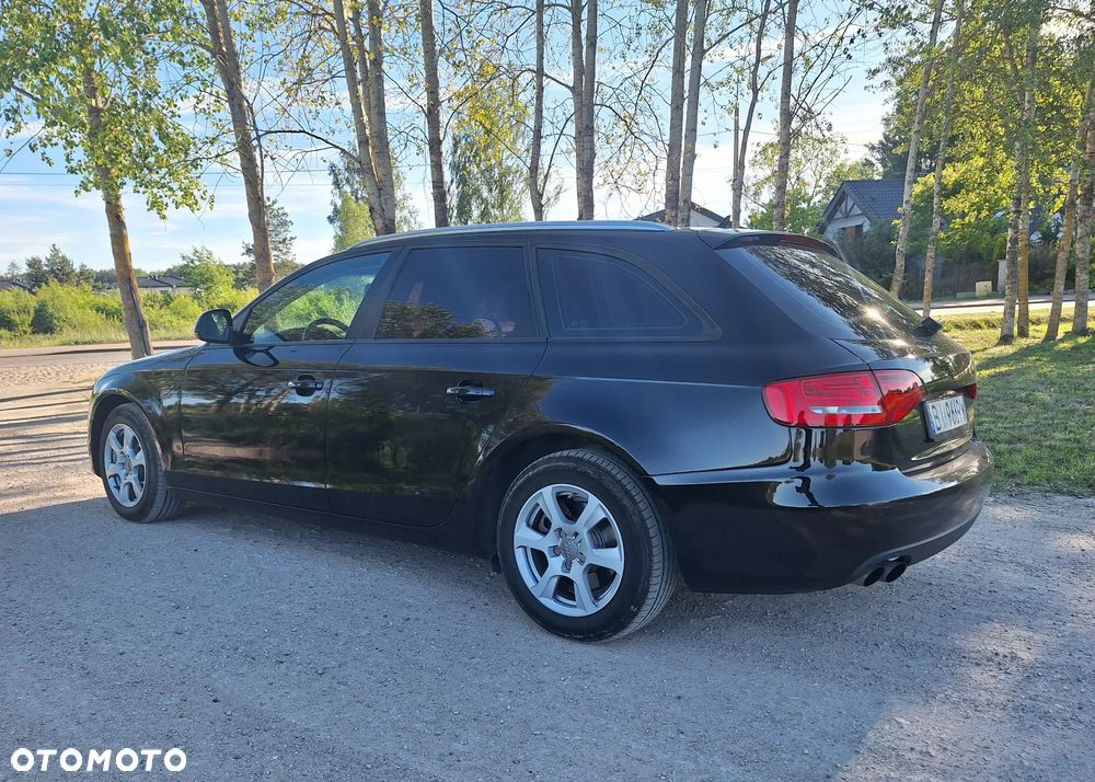 Audi A4 Avant 2.0 TDI Multitronic - 9