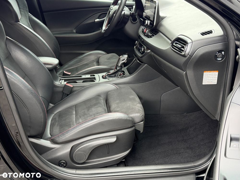 Hyundai i30 1.5 T-GDI 48V-Hybrid DCT N-Line - 32
