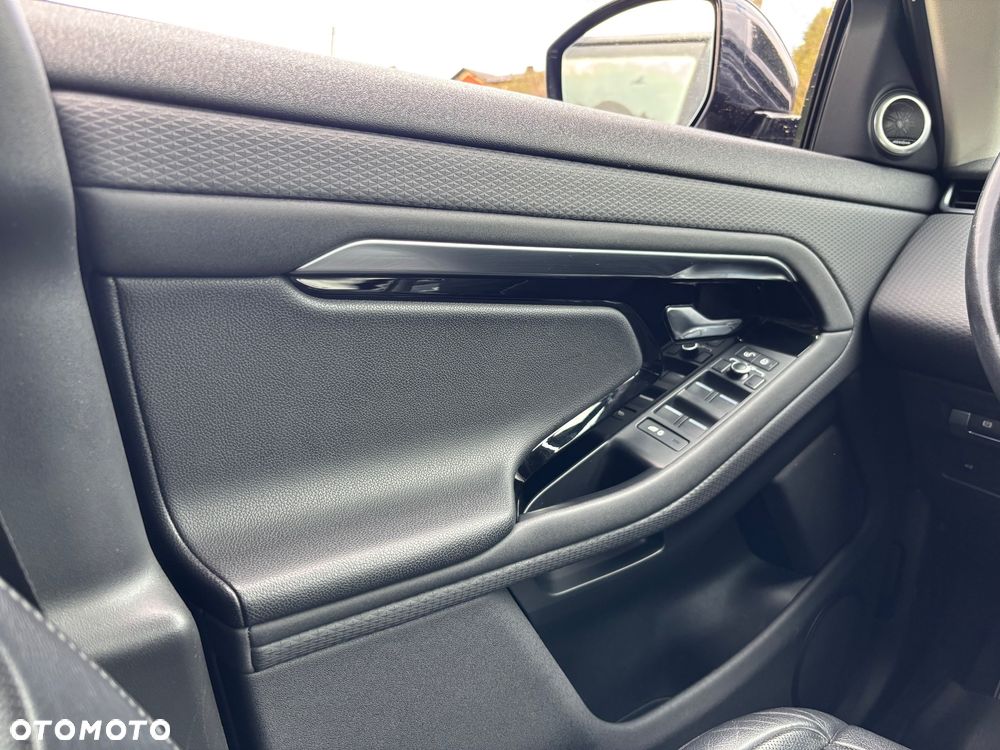 Land Rover Range Rover Evoque - 21