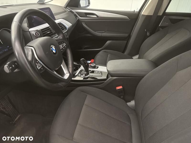BMW X3 xDrive20i GPF - 11