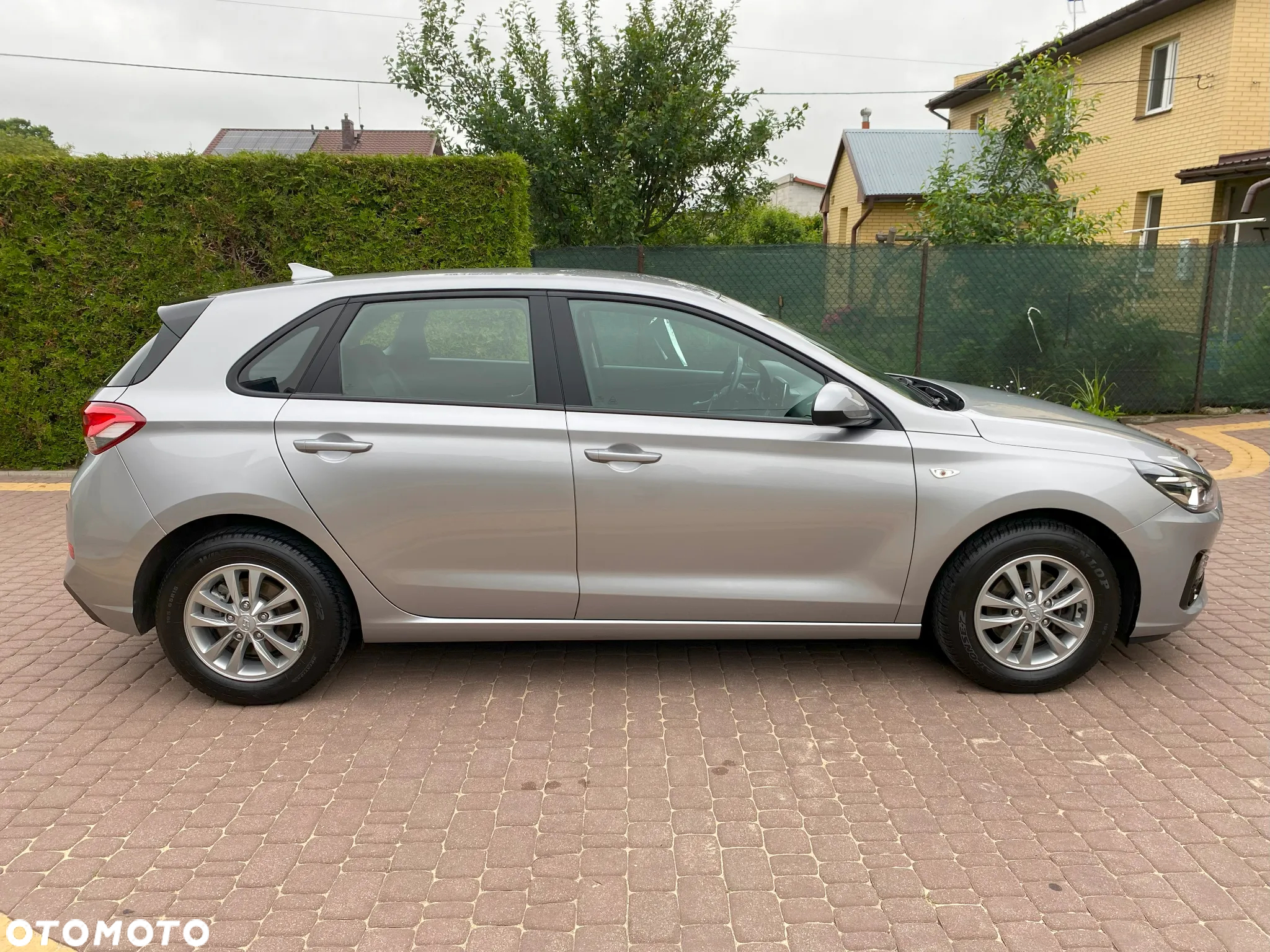 Hyundai i30 1.5 DPI Classic + - 9