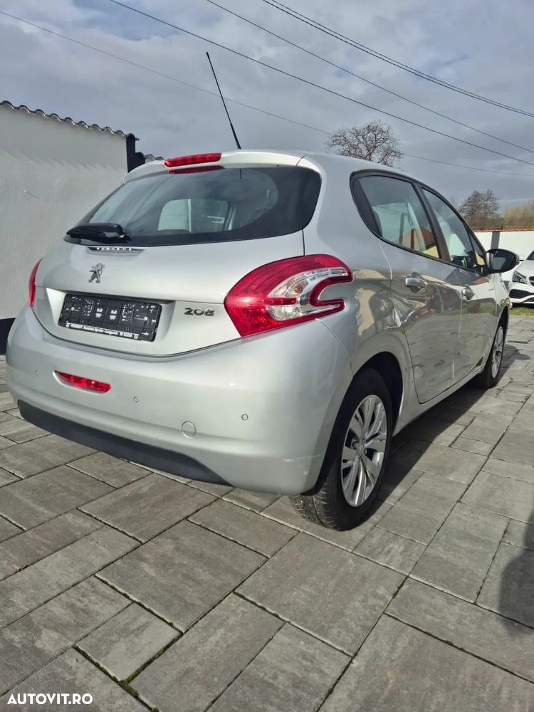 Peugeot 208 PureTech 68 Active - 8
