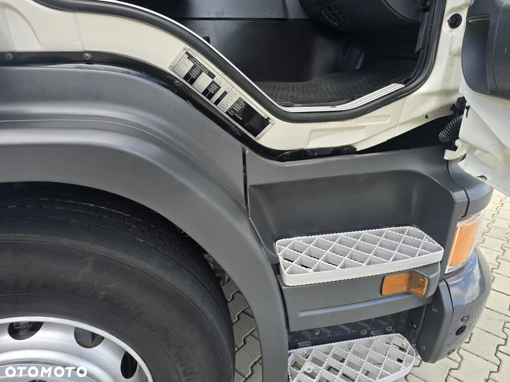 Scania P 440 - 12
