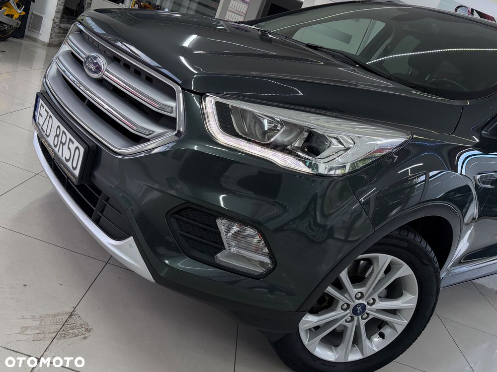 Ford Kuga 1.5 TDCi 2x4 Titanium - 9