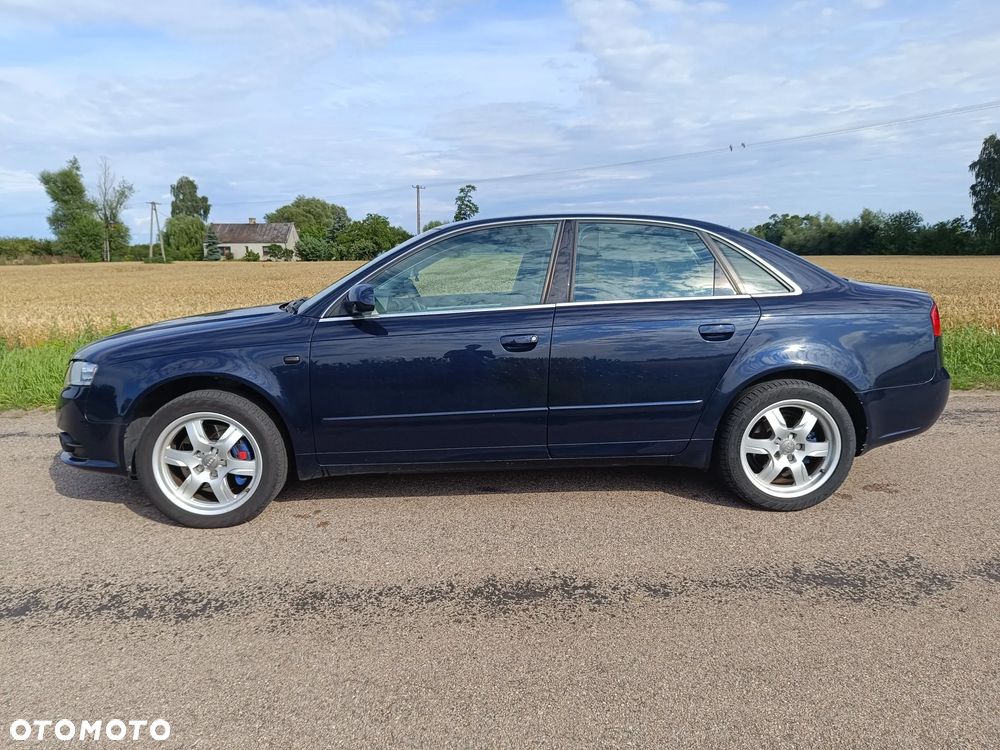 Audi A4 Limousine 2.0T FSI Quattro - 3
