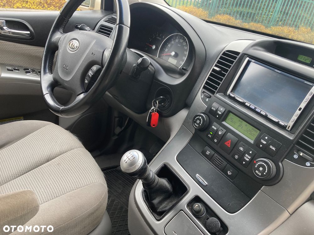 Kia Carnival 2.9 CRDi Freedom - 11