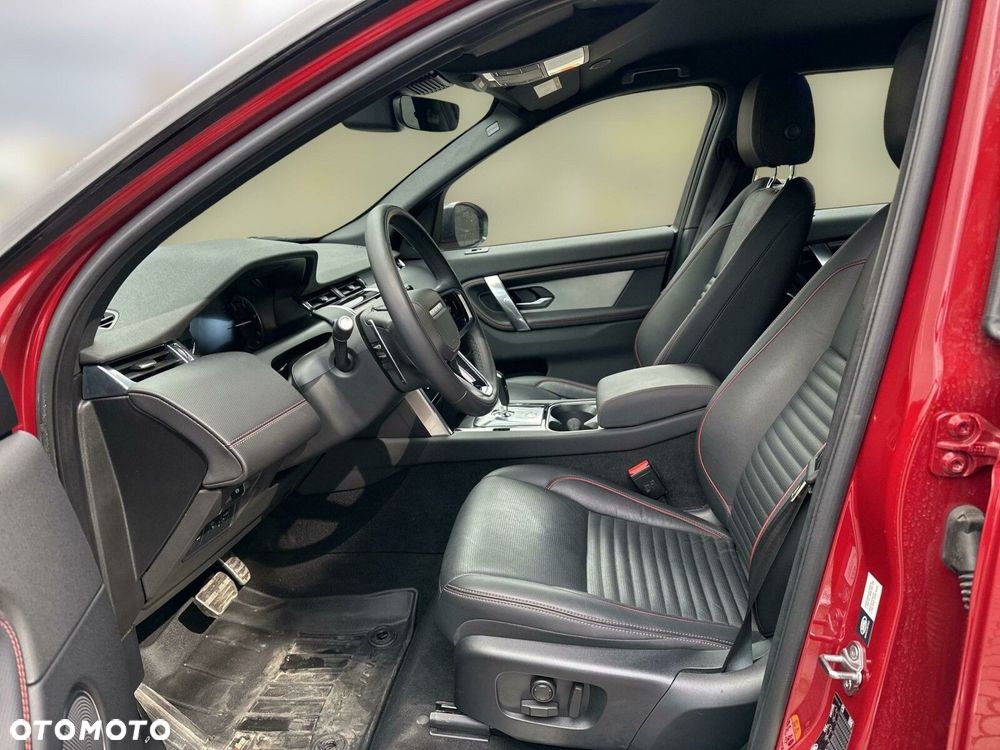 Land Rover Discovery Sport - 11