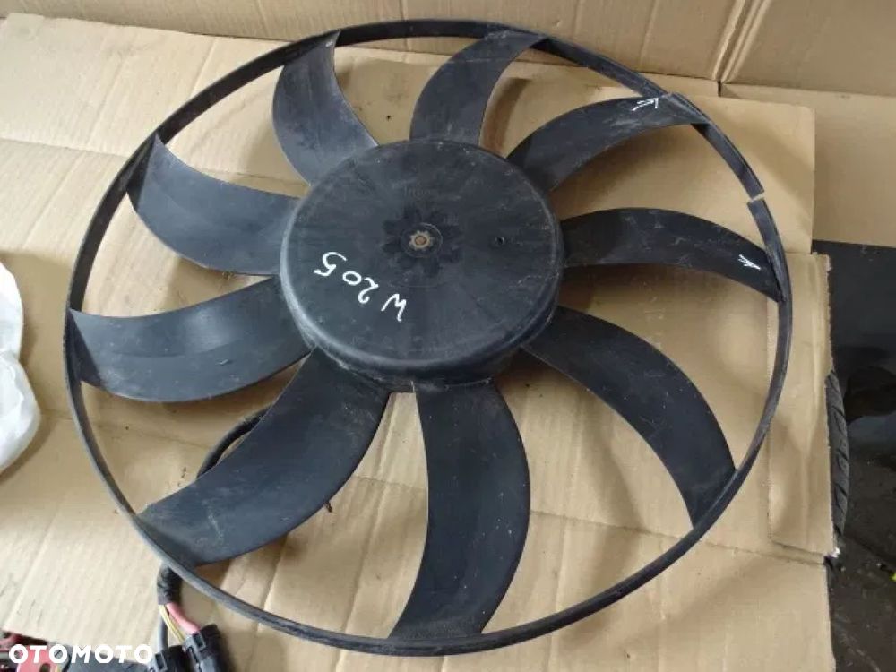 MERCEDES W205 6.3 AMG WENTYLATOR CHŁODNICY C35923-101 - 1