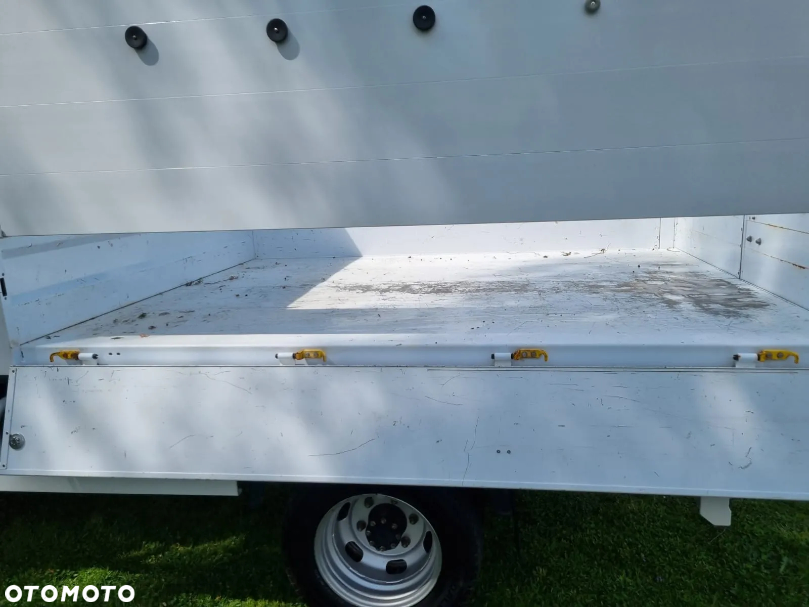 Renault Master Wywrotka - aluminiowa paka - wysokie burty - 15