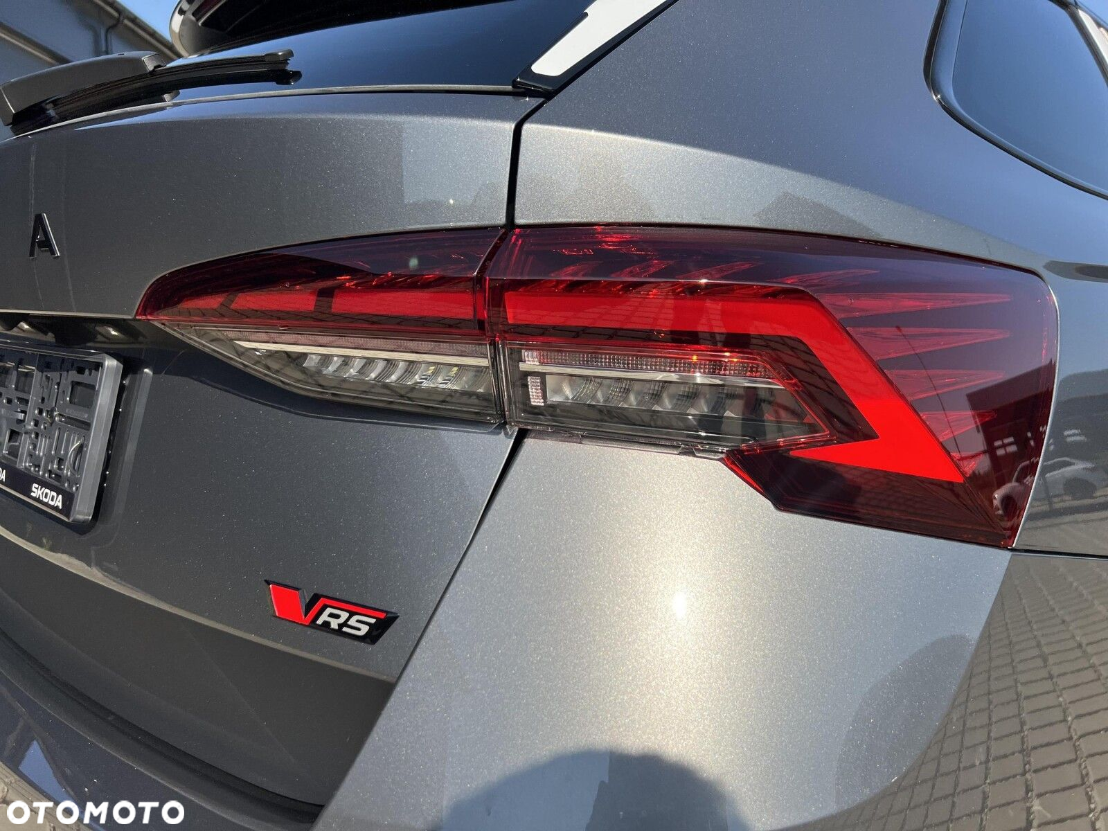 Skoda Octavia 2.0 TSI RS DSG - 10