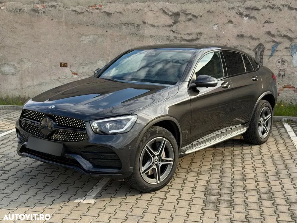 Mercedes-Benz GLC Coupe 300 e 4MATIC - 1