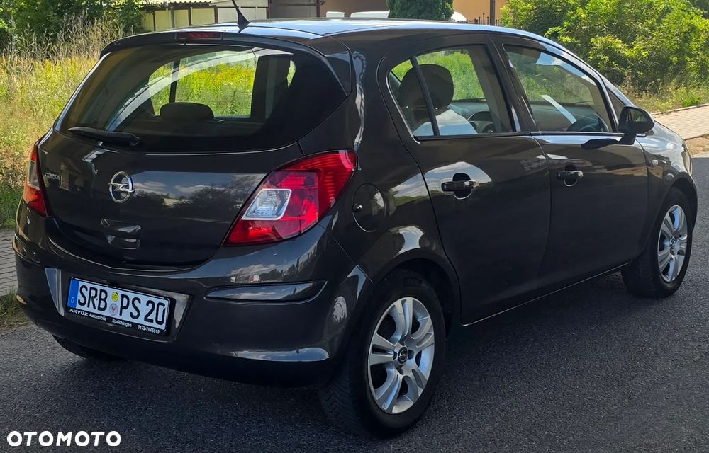 Opel Corsa 1.2 16V Enjoy - 4