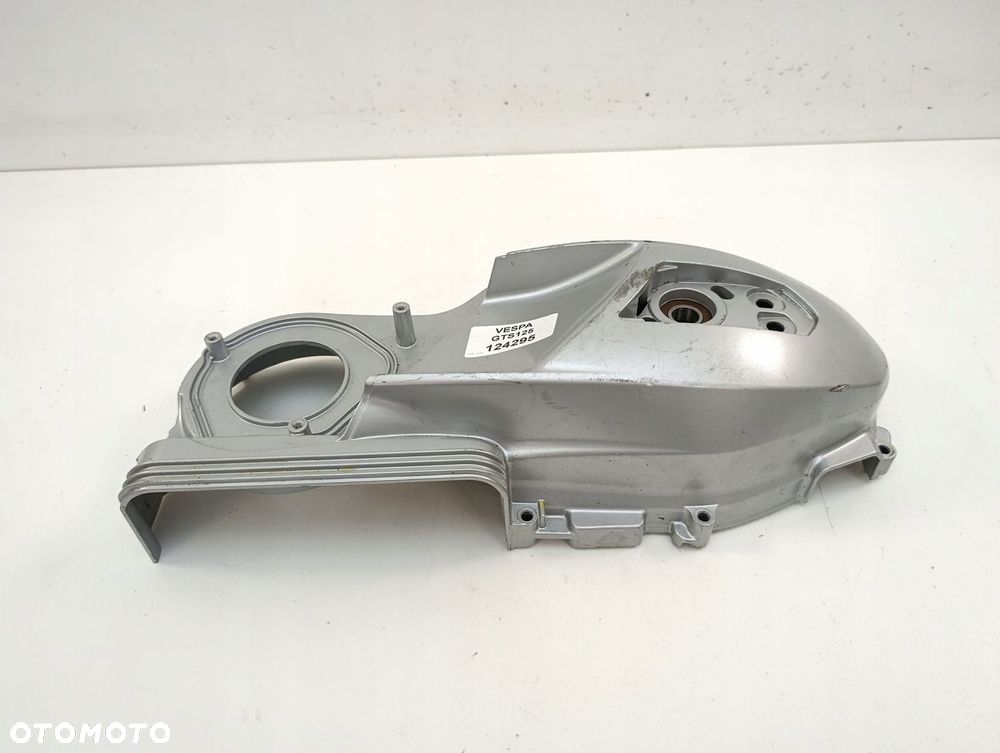 PIAGGIO VESPA GTS 125 DEKIEL POKRYWA - 2