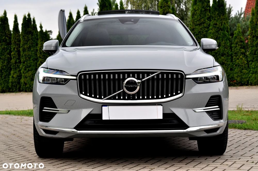 Volvo XC 60 T6 Plug-In Hybrid AWD Core - 9