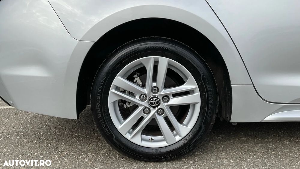 Toyota Corolla 1.8 HSD Dynamic - 12
