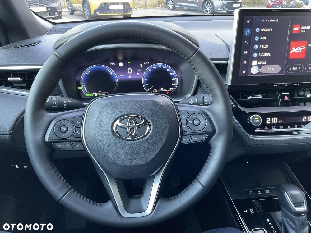 Toyota Corolla Cross - 16