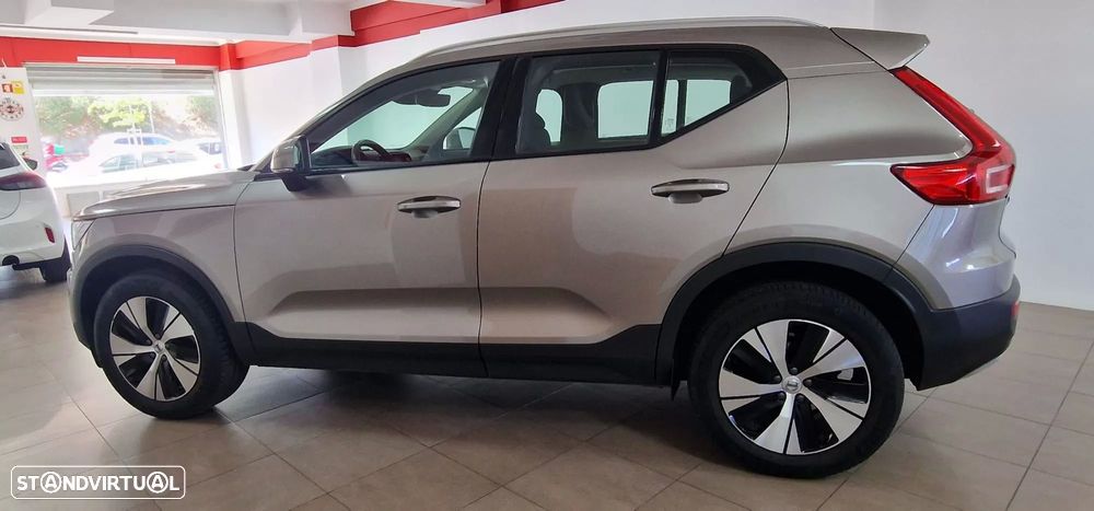 Volvo XC 40 1.5 T2 Momentum Plus Geartronic - 6
