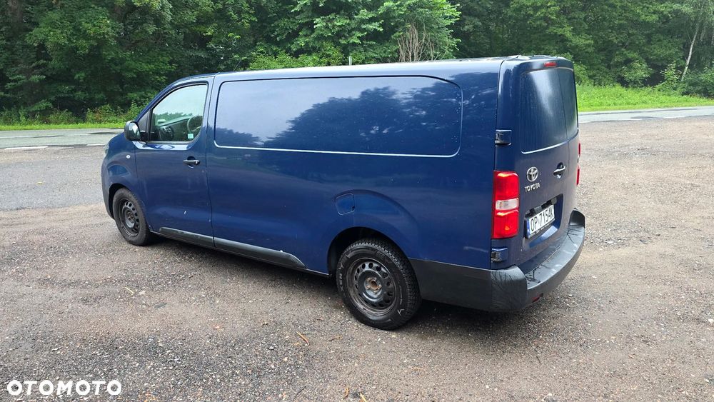 Toyota Proace - 10