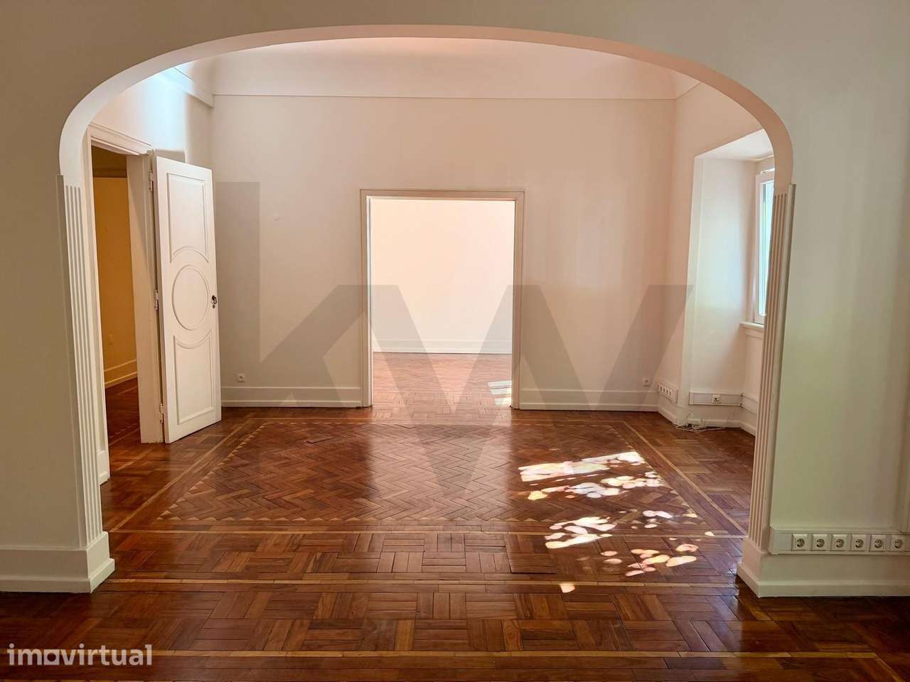Amplo T3+2 com 180m2 | Parque Eduardo VII - Grande imagem: 4/47