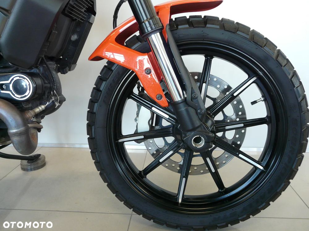 Ducati Scrambler - 20