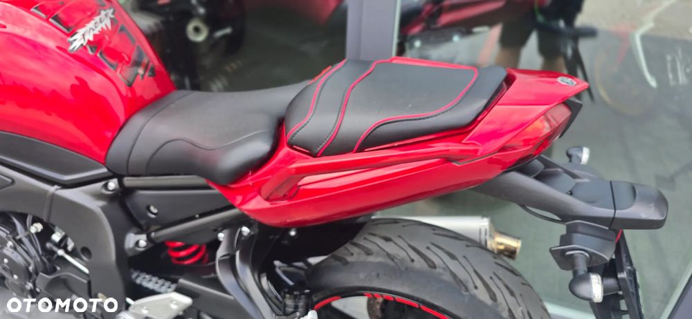 Yamaha FZ - 31
