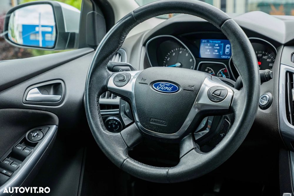 Ford Focus 1.6 EcoBoost Start Stop Titanium - 14