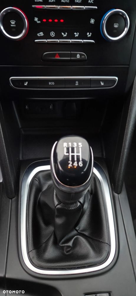 Renault Megane BLUE dCi 115 TECHNO - 27